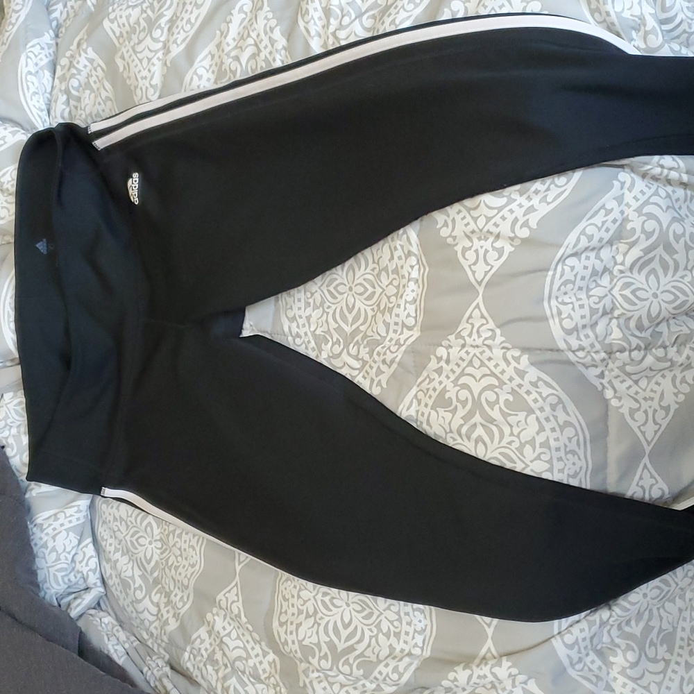 Women's size XL Adidas leggings ankle length black and white
